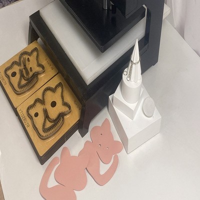 超萌激光刀模DIY 親手打造可愛小貓掛件！