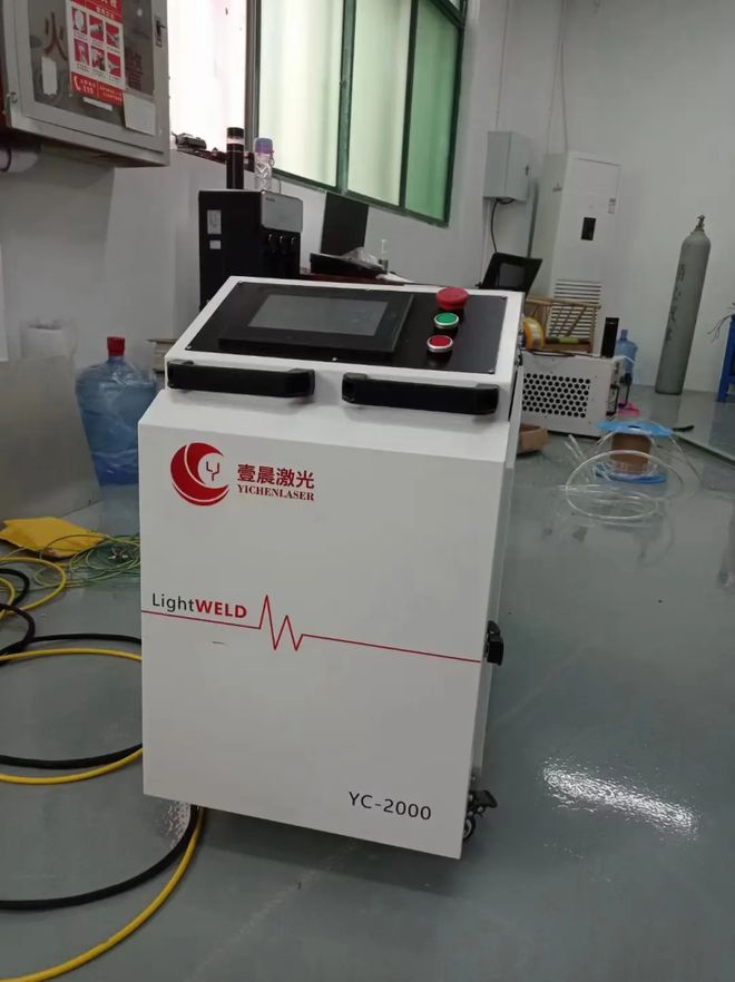 尖端技術(shù) 手持激光焊接機(jī)如何改變汽車制造？